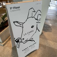 La Cabra Ari Ari at Vanit Village