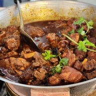 เฮง เฮง แต่เตี้ยม ภูเก็ต