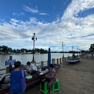 ข้าวต้มเรือเจ็ก
