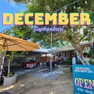 DECEMBER Art and Craft Café เมืองสุพรรณบุรี