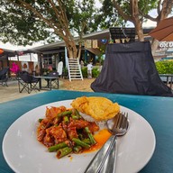 DECEMBER Art and Craft Café เมืองสุพรรณบุรี