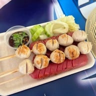 เมนูของร้าน ก๋วยเตี๋ยวหมูต้มยำตำลึงตาเบิร์ด (หน้าวัง)