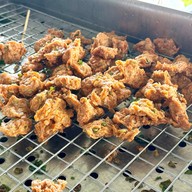 เมนูของร้าน ทอดมันปลากราย แม่จุก