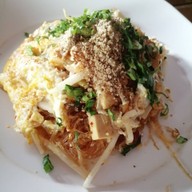 เมนูของร้าน ผัดไทห่อไข่หน้าโรงพัก(เจ้าเก่า)