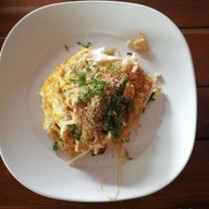 เมนูของร้าน ผัดไทห่อไข่หน้าโรงพัก(เจ้าเก่า)