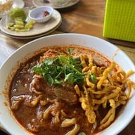 เมนูของร้าน ข้าวซอยแม่มณี 2