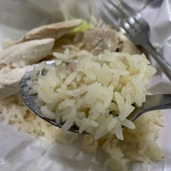 สมใจ ขาหมูข้าวมันไก่