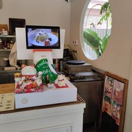 MARI CREPE AND COFFEE ROASTER Ekkamai 10