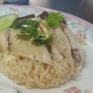 ข้าวมันไก่ลิ้มโภชนาตลาดพลู