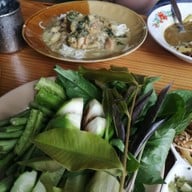 เมนูของร้าน ขนมจีนป้าชื่น ราษฎร์อุทิศ (Rat Uthit)