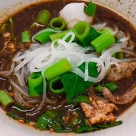 ก๋วยเตี๋ยวเรือเอียงชาม ซ.ปากกร็ดติวานนท์ 8 (ซ.จำปา)