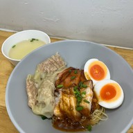 เมนูของร้าน Kin.d