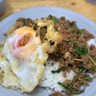 เมนูของร้าน Kin.d