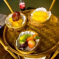 เมนูของร้าน บ้านท่าน้ำนนท์ Chaopraya Antique Cafe บริษัท จุติมานนท์ จำกัด