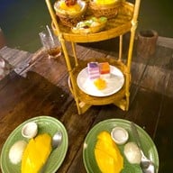บ้านท่าน้ำนนท์ Chaopraya Antique Cafe บริษัท จุติมานนท์ จำกัด