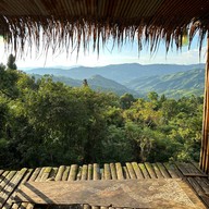 บ้านต้นไฮ ดอยสกาด