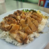 ข้าวขาหมูสาธร