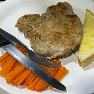เมนูของร้าน สเต็กลุงหนวด ท่าพระ