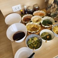 บาร์ขนมจีน ปั๊มคาลเท๊กซ์ คลอง3 ธัญบุรี