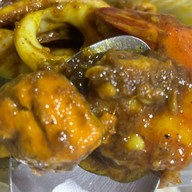 ตำรสเลิศ - ส้มตำ เตี๋ยวต้มยำ Halal มีตติ้งมอลล์