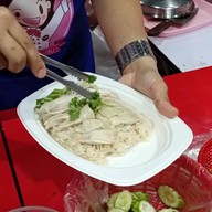 บรรยากาศ โกเต็ง ข้าวมันไก่ไหหลำ