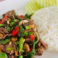 ก๋วยเตี๋ยวเรือรังสิต นาย ก. สาขา 1 ไชยสถาน ถนนสันกำแพงสายใหม่