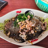 ก๋วยเตี๋ยวเรือเข้าท่าอยุธยา เจ็ดยอด -
