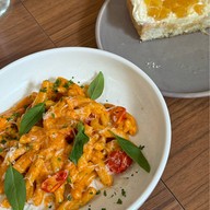 Homeland ทองหล่อ