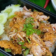 ข้าวมันไก่จ่าตู่ ยำไก่แซ่บ  เครื่องดื่ม อาหารตามสั่ง ข้าวไข่ข้น ร้านอยู่ ตรงข้าม บิ๊กซีมินิ นะคะ ติดร้านโมมิช็อป ตึกสีฟ้า
