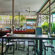 บรรยากาศ ก๋วยเตี๋ยวเรือ โกโบ้ ยดซด