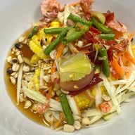 เมนูของร้าน หมุ่ยมุ่ยส้มตำไก่ทอด