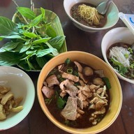 ก๋วยเตี๋ยวเรือ ลานทัพหลวง 1 สาขาหลัก
