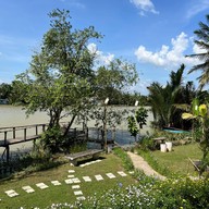 BLUE MANGO RESTAURANT BAN CHANG