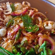 ต้นกินปู อ่างศิลา