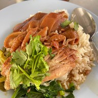 ข้าวขาหมูอาม่า  (ซอยแจ้งวัฒนะ 43/1)