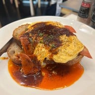 Sun to the moon cafe