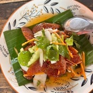 เมนูของร้าน หลวงไก่ ข้าวต้มโต้รุ่ง