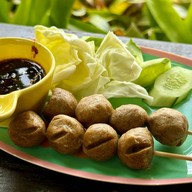 เมนูของร้าน ก๋วยเตี๋ยวเรือบ้านชม