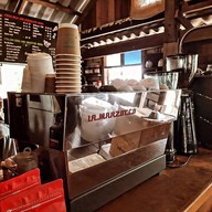 บรรยากาศ POOM Cafe