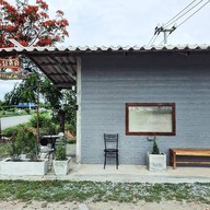 หน้าร้าน สมคิด -