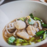 พีรโชติก๋วยเตี๋ยวเรือ อยุธยา รสเด็ด