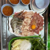ร้านส้มตำ อาหารอีสาน สองพี่น้อง รัชดา32 -