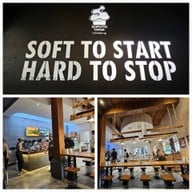 บรรยากาศ The Volcano x Sofuto Cream นิ่มซิตี้เดลี่