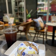 Bagel And Art Bar jatujak