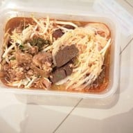 เมนูของร้าน ขนมเส้นหม้อดิน ลำพูน