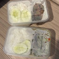 เจ๊ไก่อาหารใต้ อาหารตามสั่ง