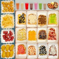 ขนมปังปิ้ง & ของทอด By Ping Pang ม.กรุงเทพ