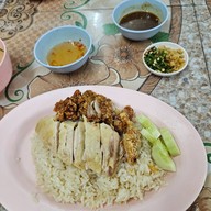 เมนูของร้าน ข้าวมันไก่อ้วนโอชา สาขา 1