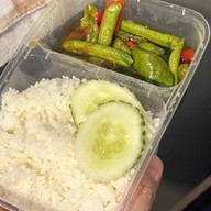 เจ๊ไก่อาหารใต้ อาหารตามสั่ง