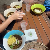ก๋วยเตี๋ยวเรือกิมหลวน